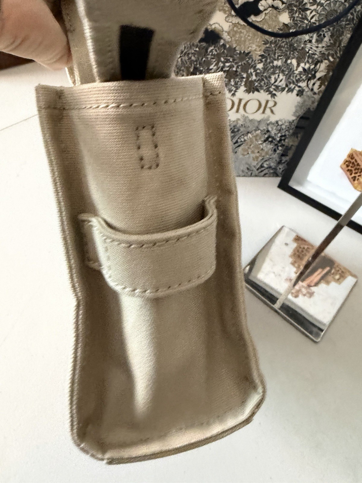 Authentic Marc Jacobs The Tote Bag PM Small Beige Canvas Top Handle No Strap
