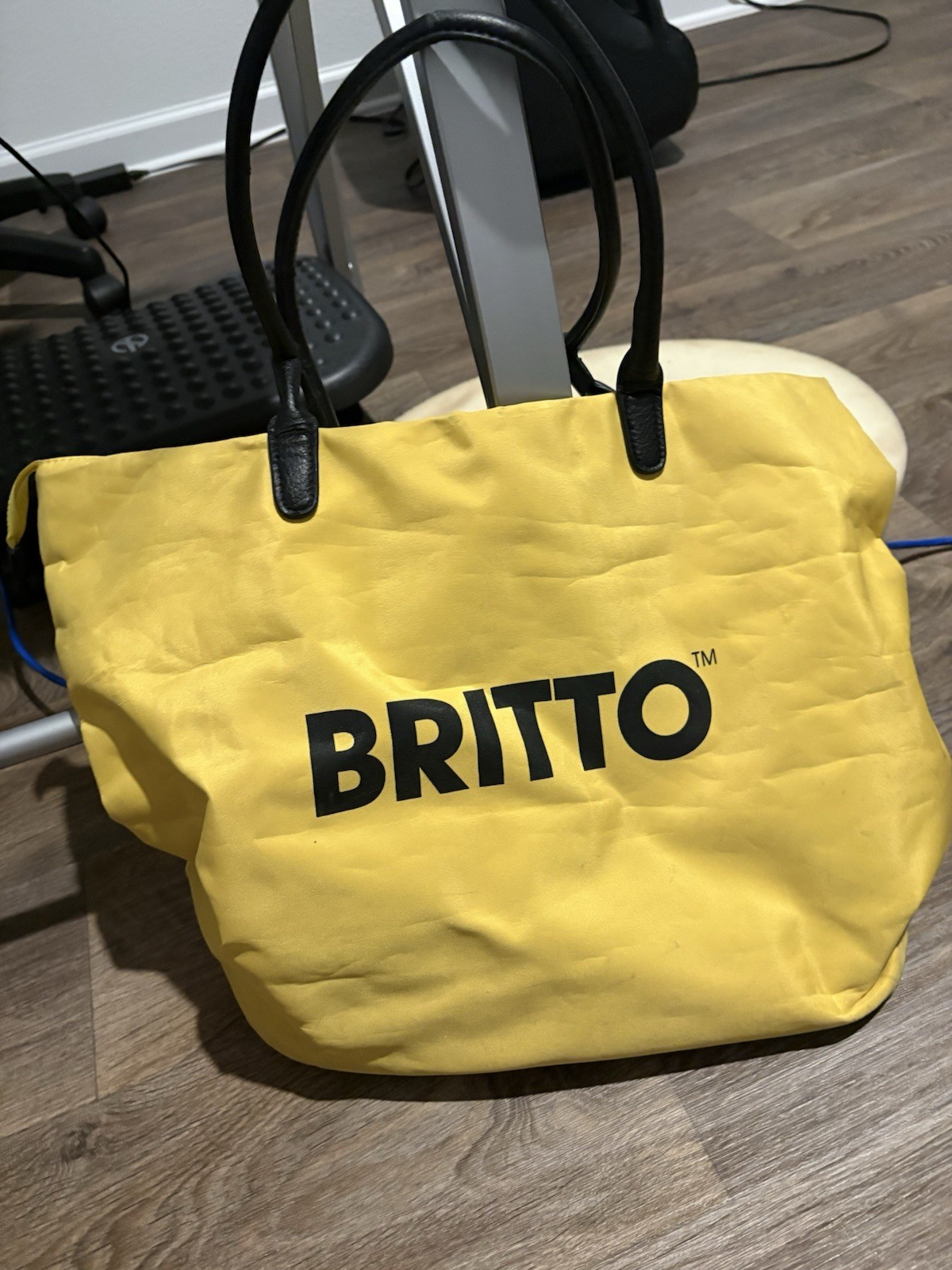 Romero Britto Iconic Friendship Teddy Bear Yellow Tote Bag Zip