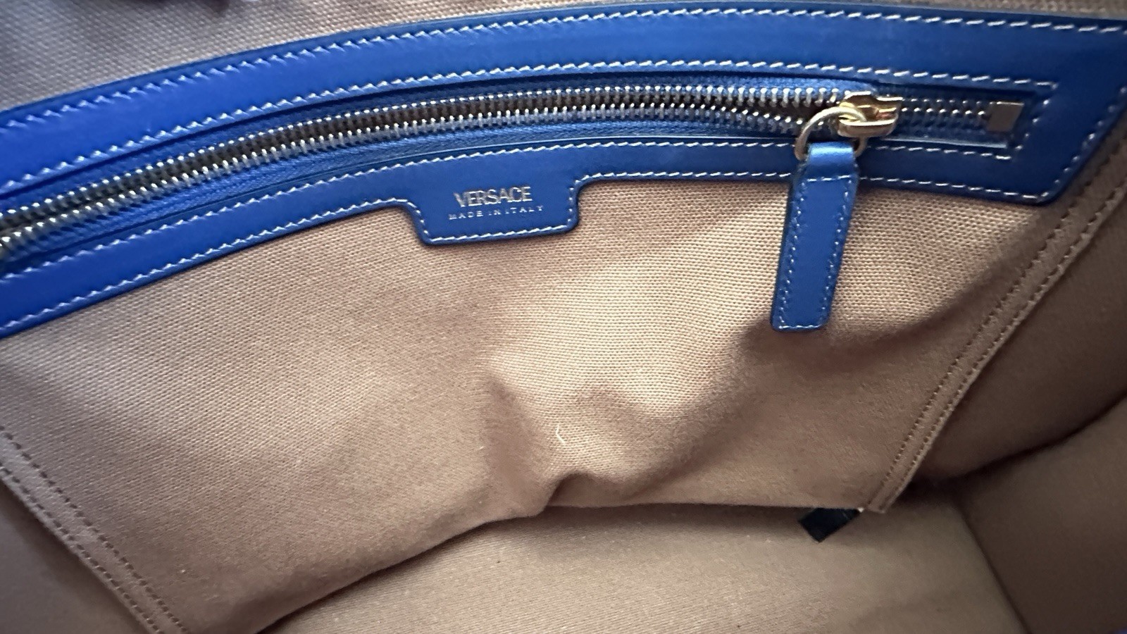 AUTHENTIC VERSACE LA MEDUSA LARGE TOTE BAG IN BLUE DENIM