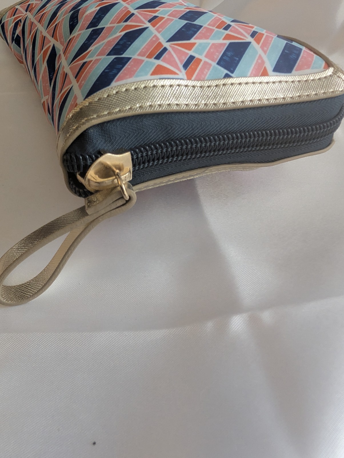 Dabney Lee Multicolor Opens Large Packable Weekender Zippy Lined Inner Pockets