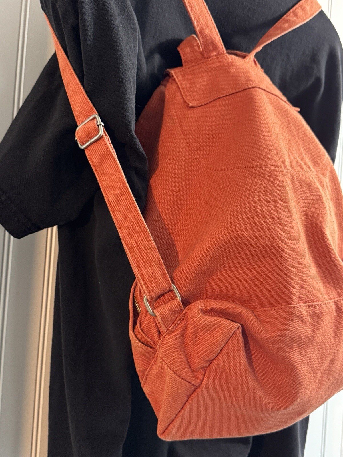 Early BAGGU Drawstring Backpack 100% Recycled Cotton Canvas / Latch 14 x 13″