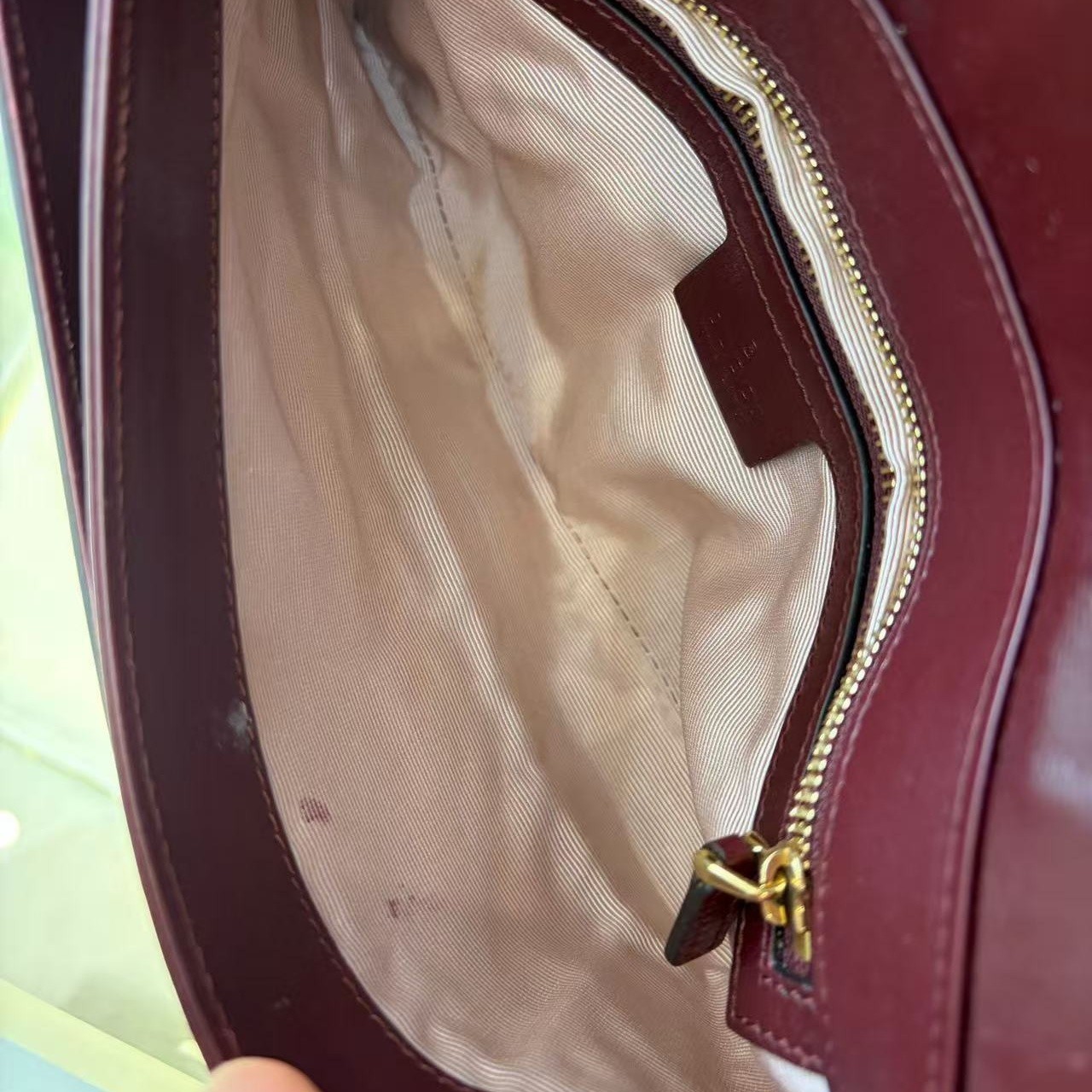 Gucci Arli Burgundy Red Small Leather Flap Crossbody Bag