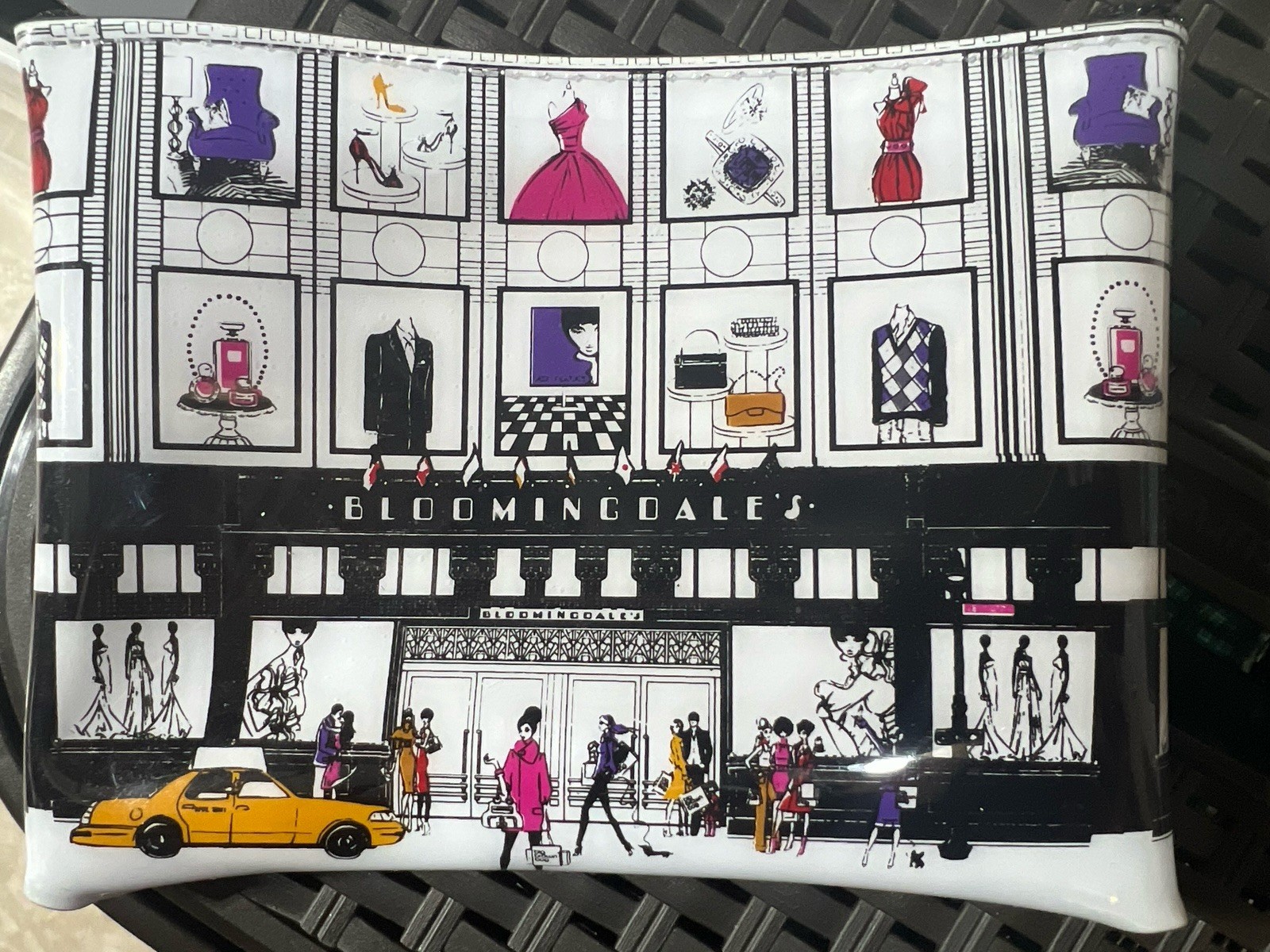 Zippered pouch Bloomingdale’s 👜 👛 💎