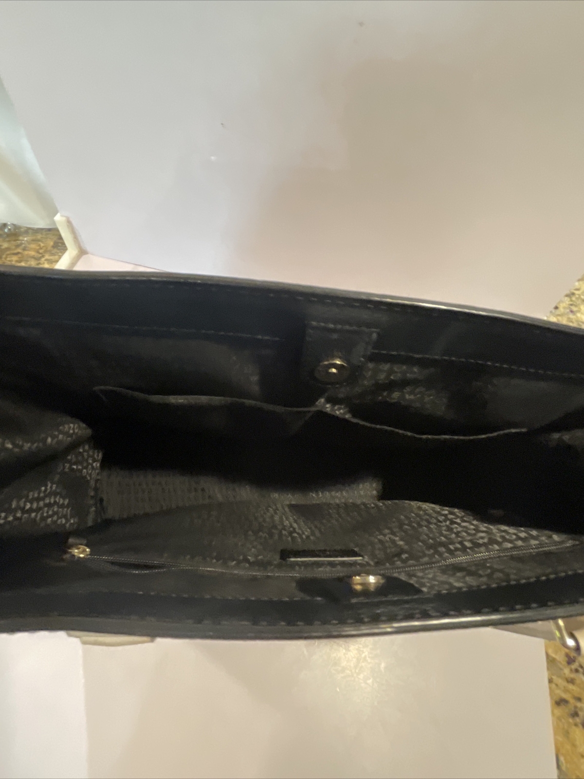 KATE SPADE Grove Street Caley Large Shoulder Bag Black & Cream 12 x 15” 😊