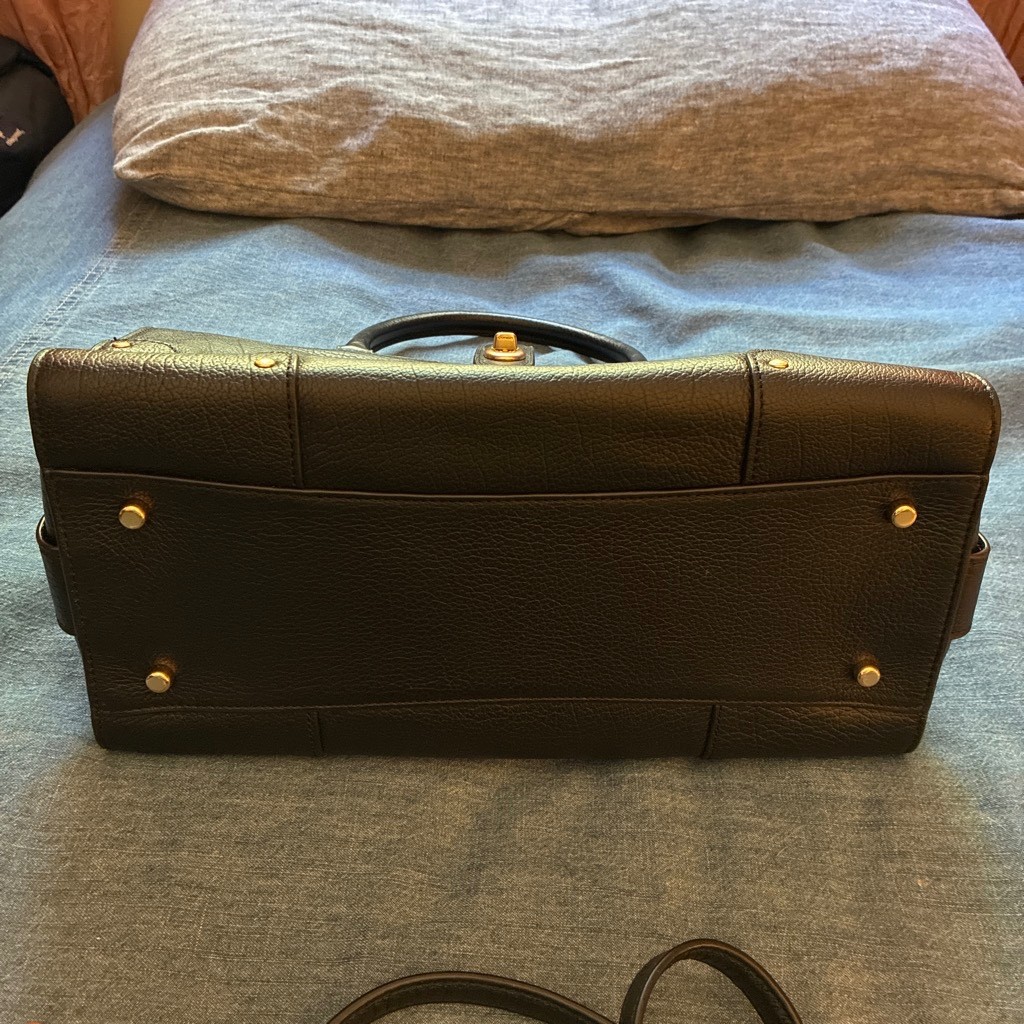 Black Coach Mercer Satchel 30 leather tote bag with gold hardware Style# CD520