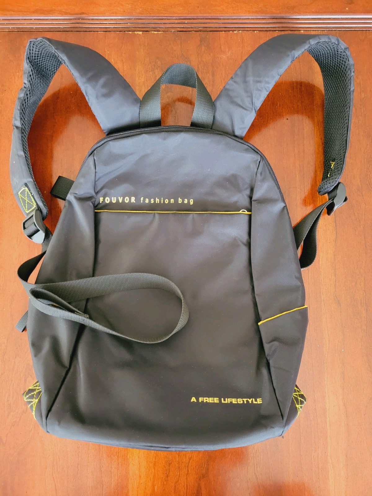 FOUVOR Active Sport & Street wear Backpack Black, NEW