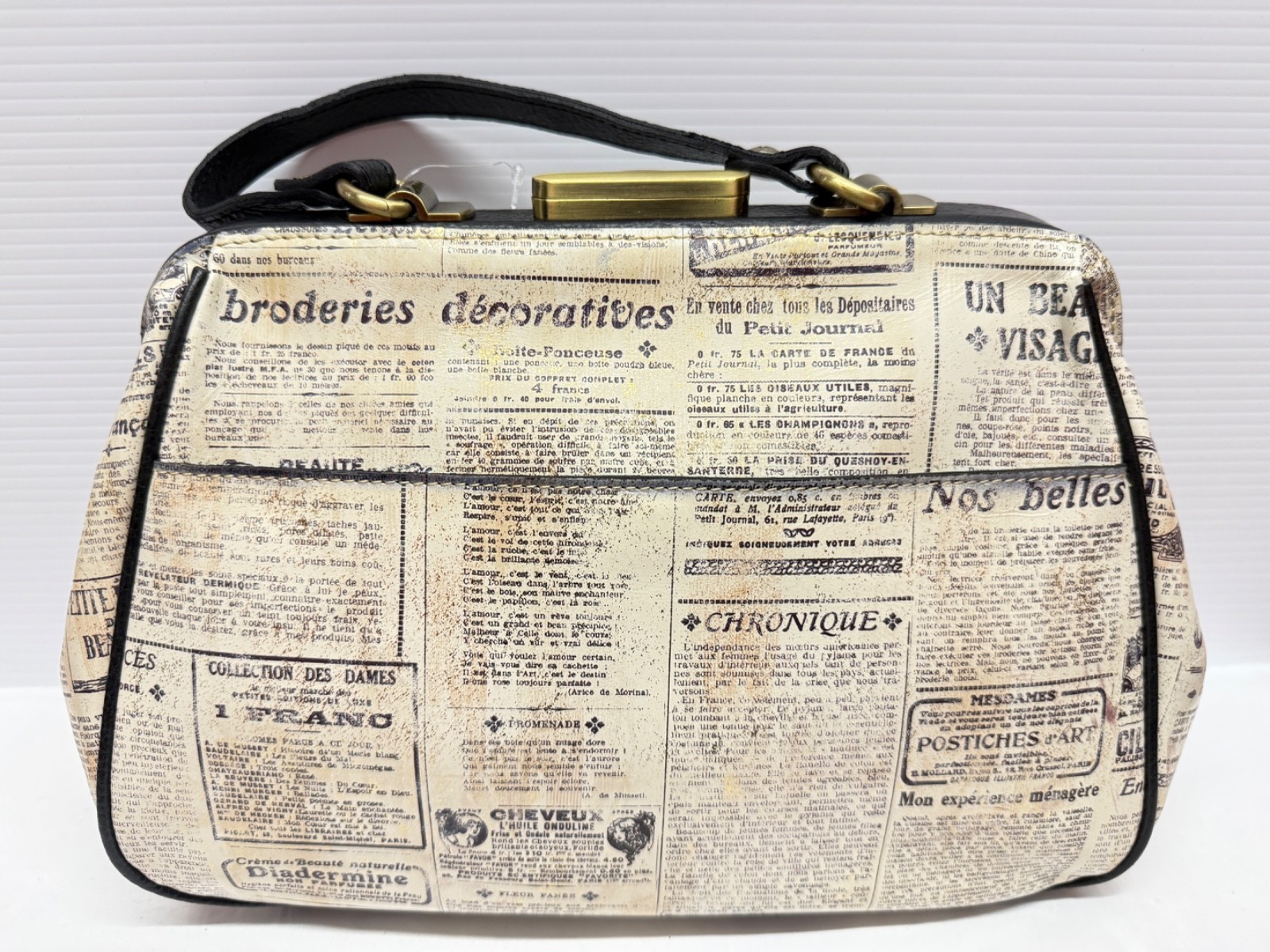 PATRICIA NASH “RIVA” NEWSPAPER PRINT SATCHEL PURSE BAG BLACK WHITE NEW! Rare