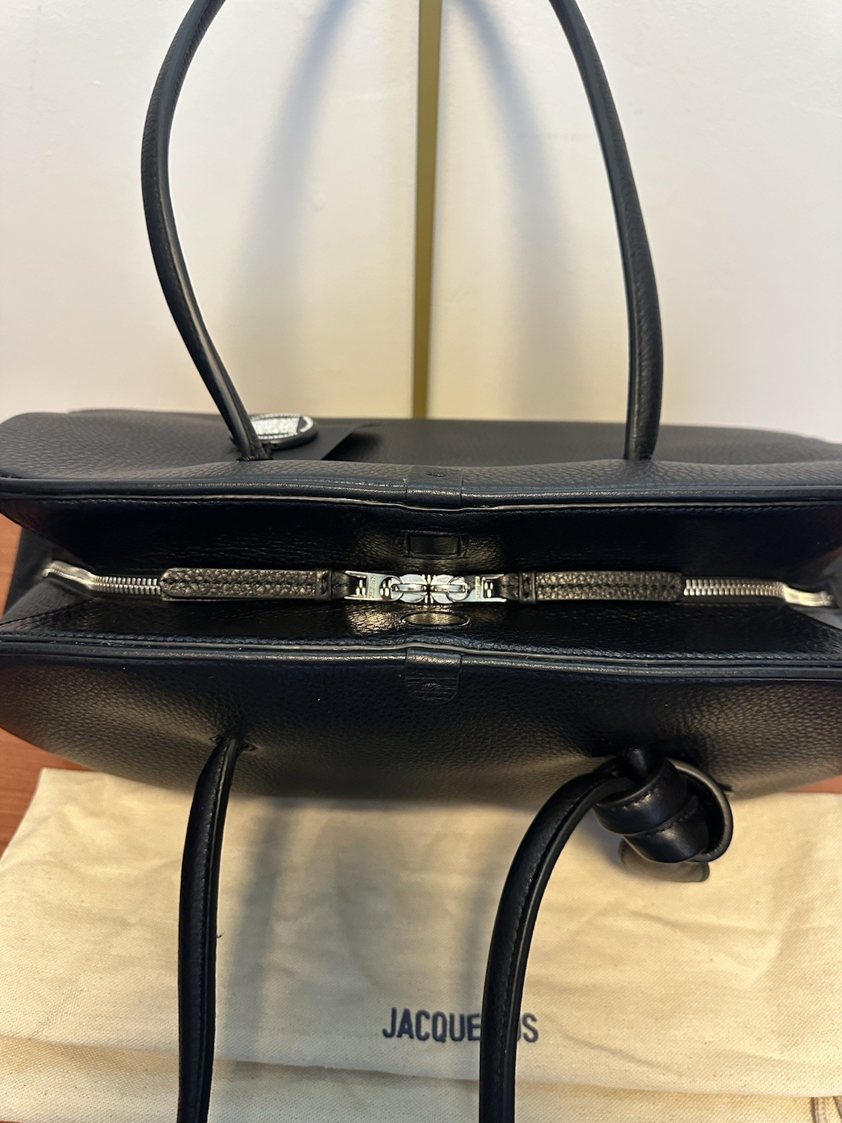 Jacquemus Turismo Black Leather Shoulder Bag Double Handles Zip Dust Bag COA