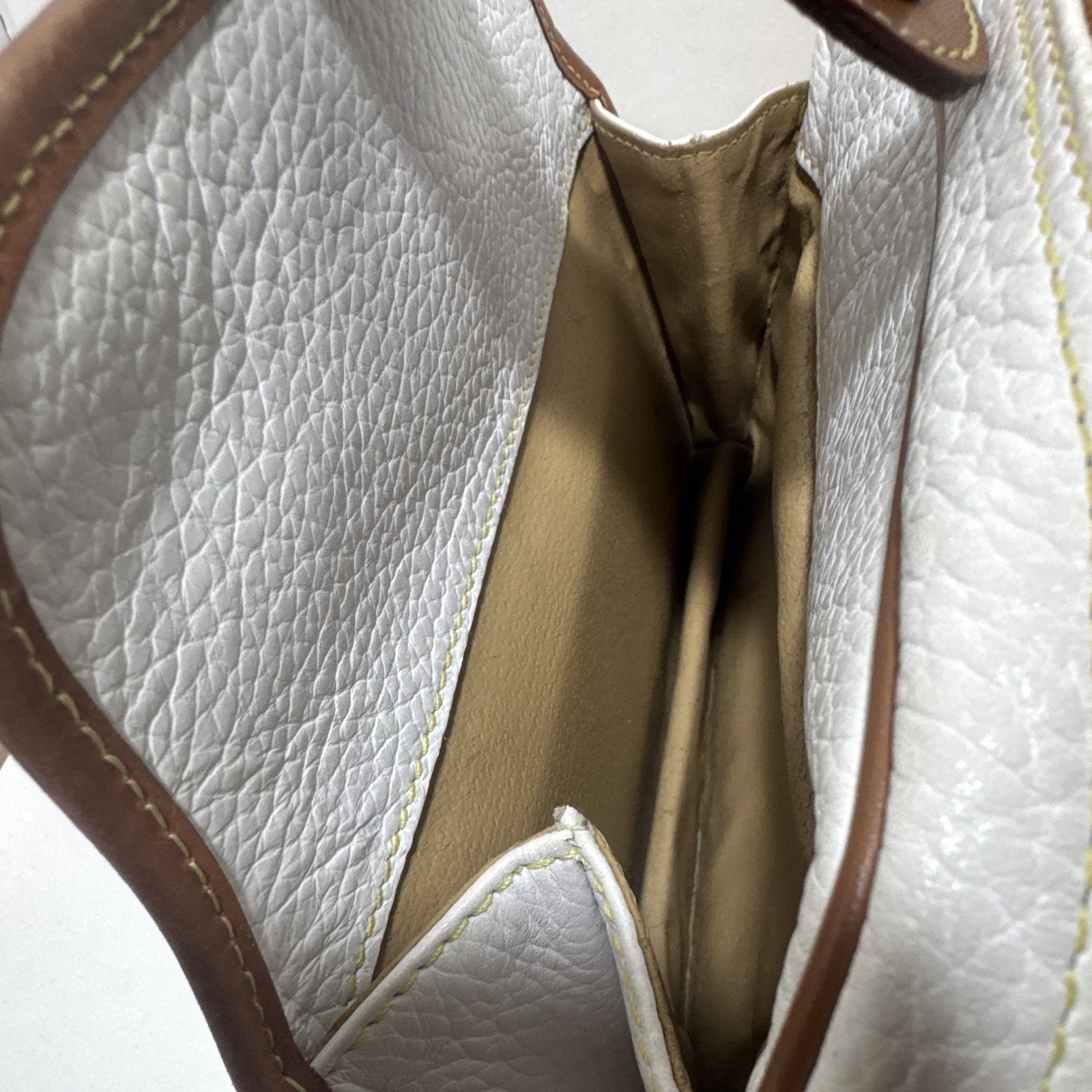 La Tour Eiffel Small Pebbled White/Brown Crossbody Bag Zip Gold Hardware Charm