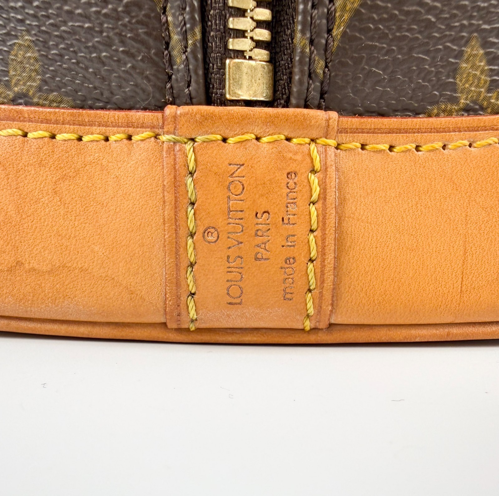 Louis Vuitton Alma PM Monogram Canvas Hand Bag LV Authentic M51130 B26062702