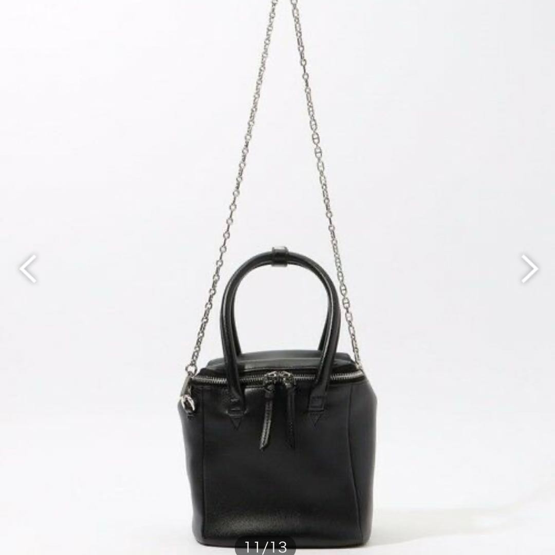 L’Avenir Mini Shoulder Bag Black Leather Pre-owned with Strap