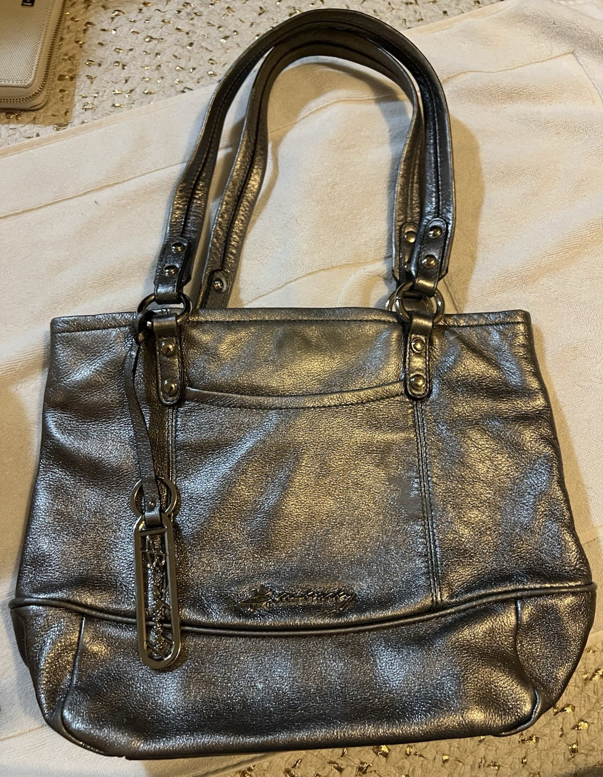 B. Makowsky Metallic Silver Shoulder Bag w multiple pockets Medium size 2 straps