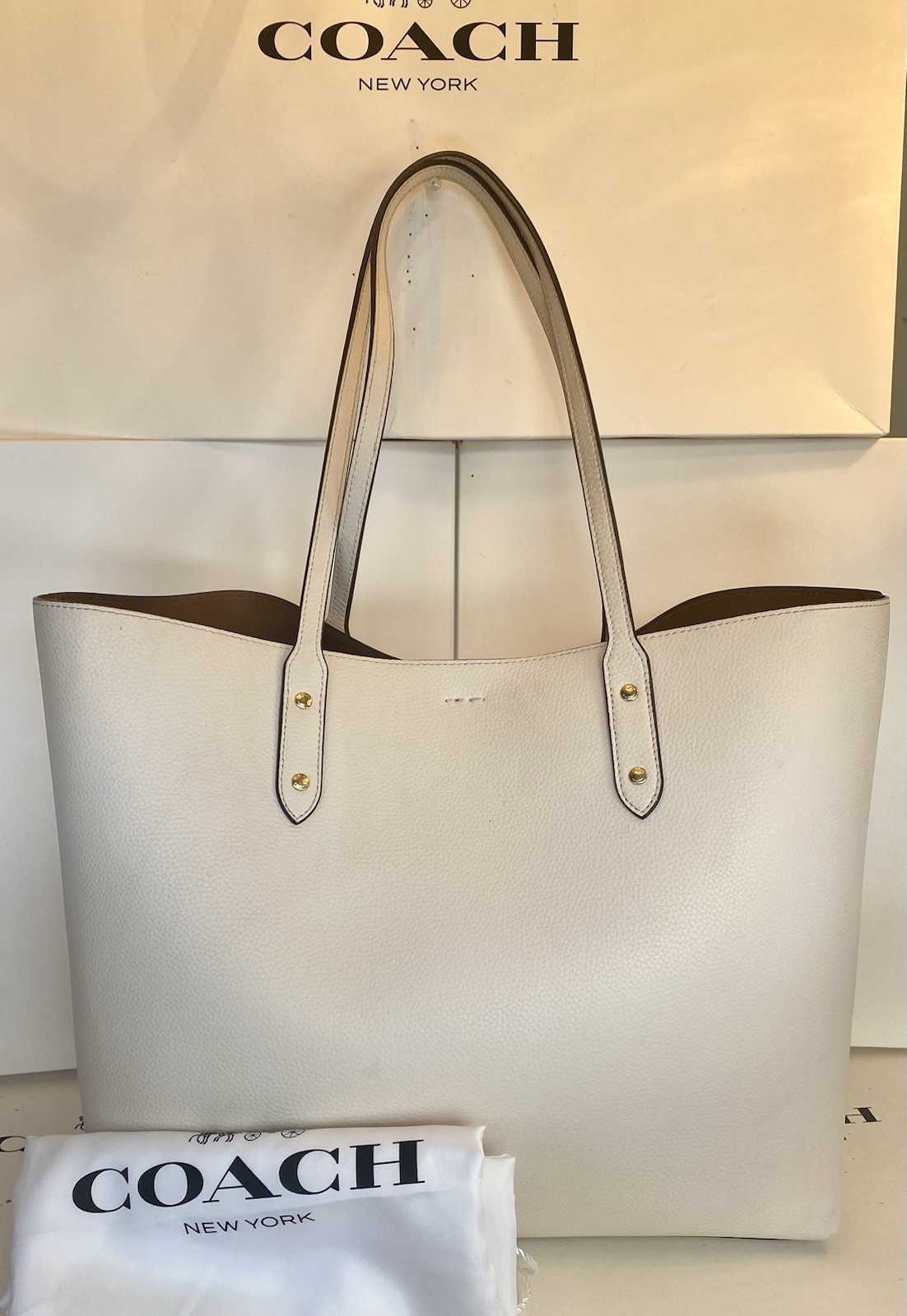 Coach 72673 Town Tote Large Chalk Polished Pebbled Leather Shoulder Bag