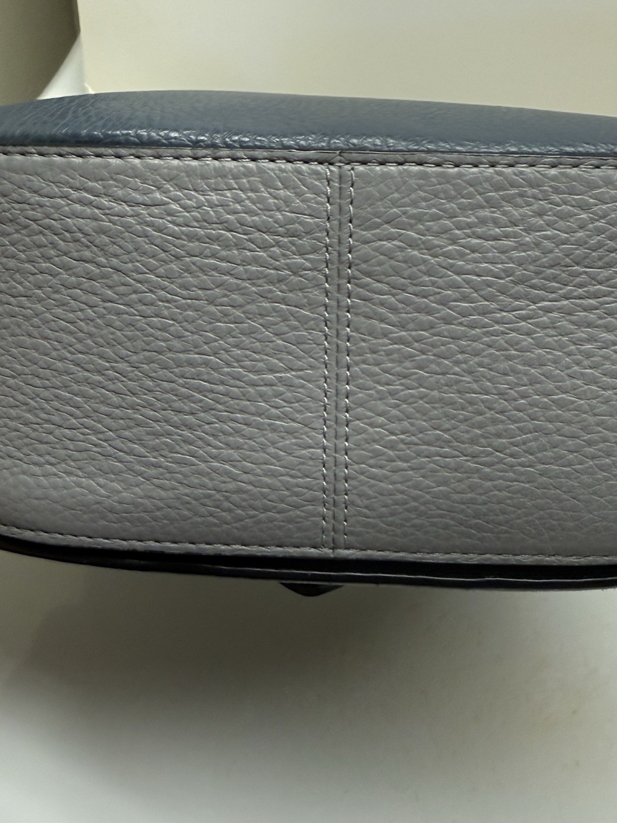 Coach Kleo Shoulder Bag C5688