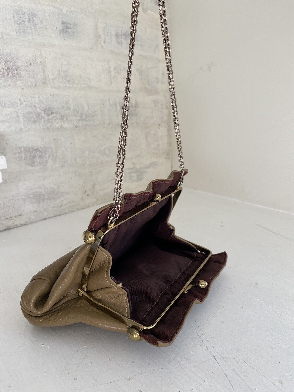 Vintage 60’s ETRA Brown Leather Envelope Clutch Bag Gold Trim Purse Swinging