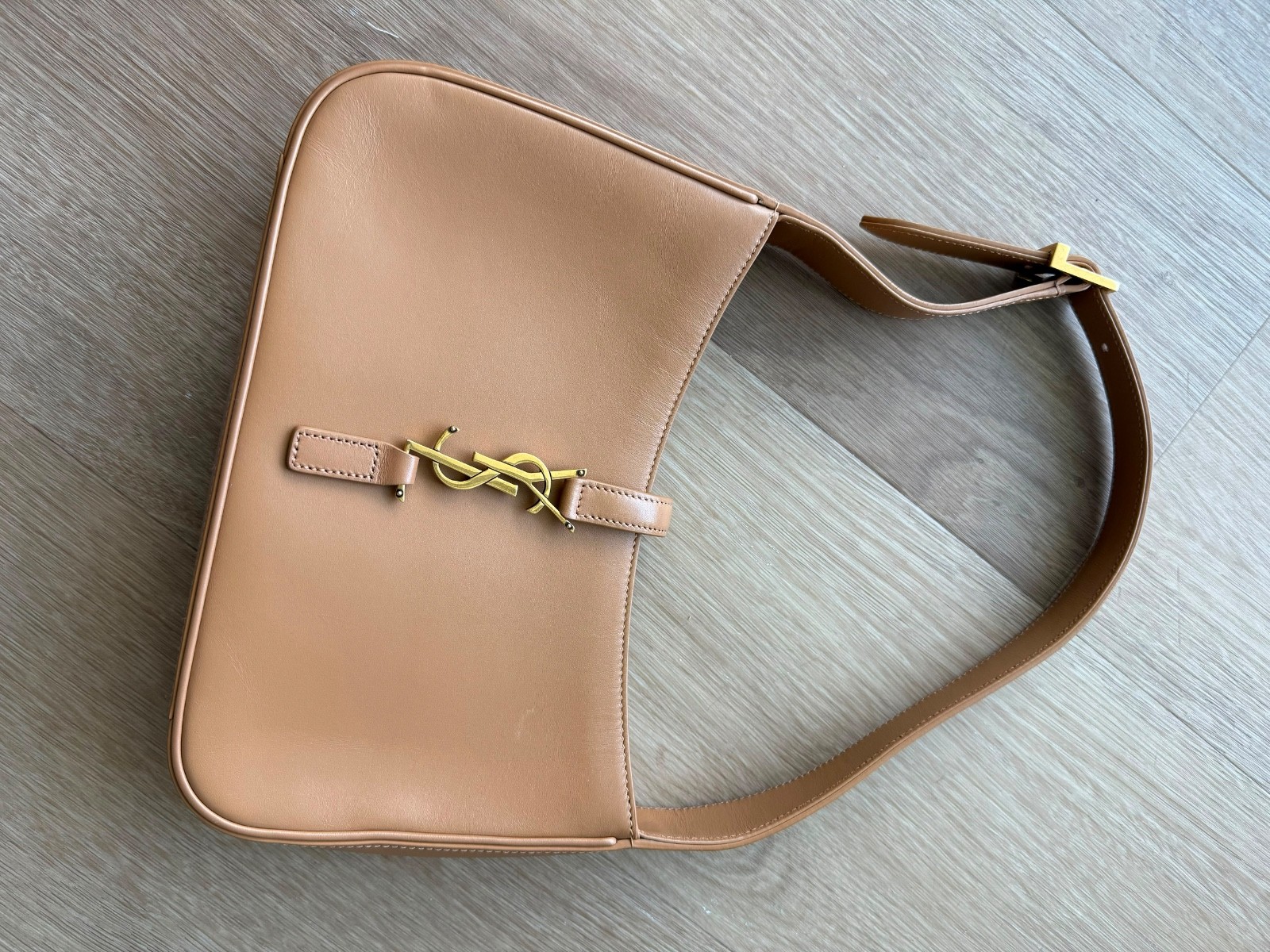 SAINT LAURENT LE 5 A 7 Hobo Shoulder Bag Calfskin Beige