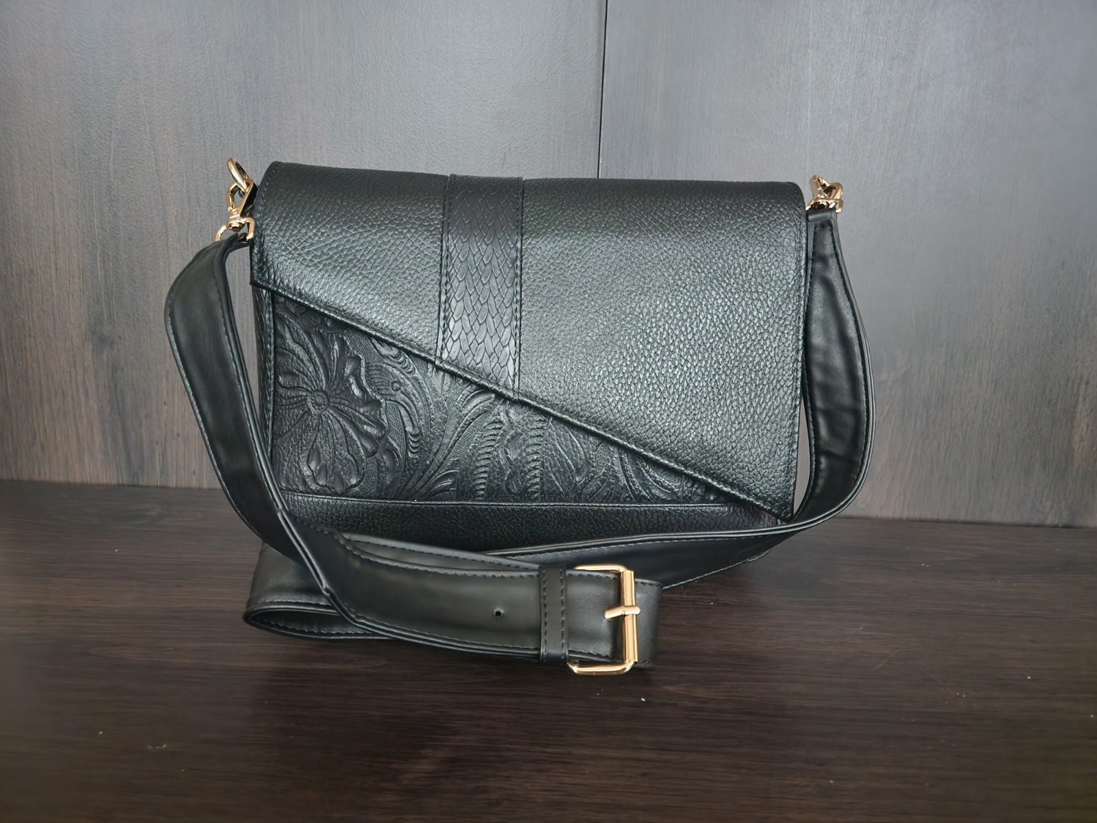 2 Straps Black Embossed Tooled Artisan LEATHER Crossbody Purse Bolsa