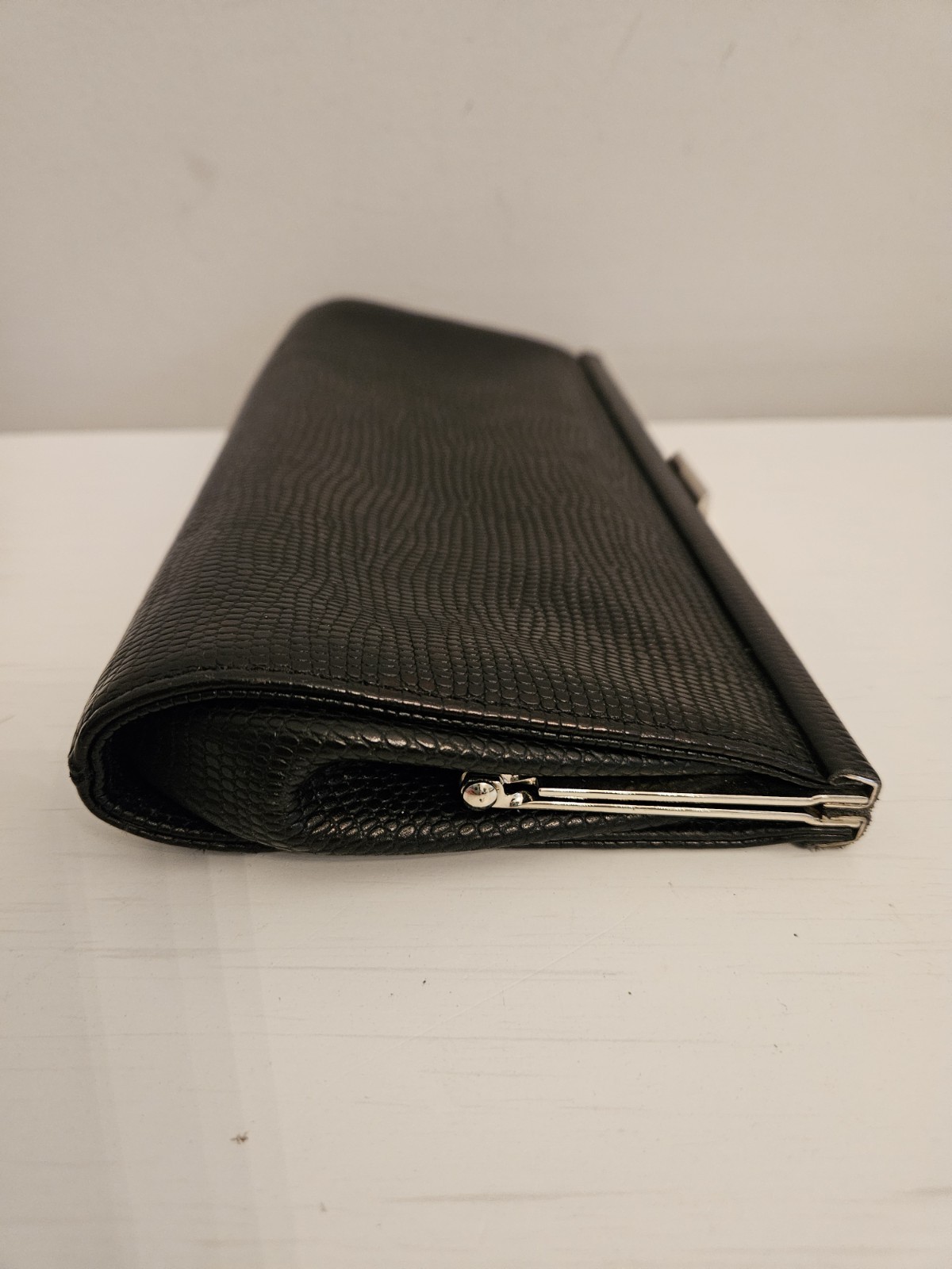 Banana Republic Black Croc Embossed Clutch Wallet Genuine Cow Leather