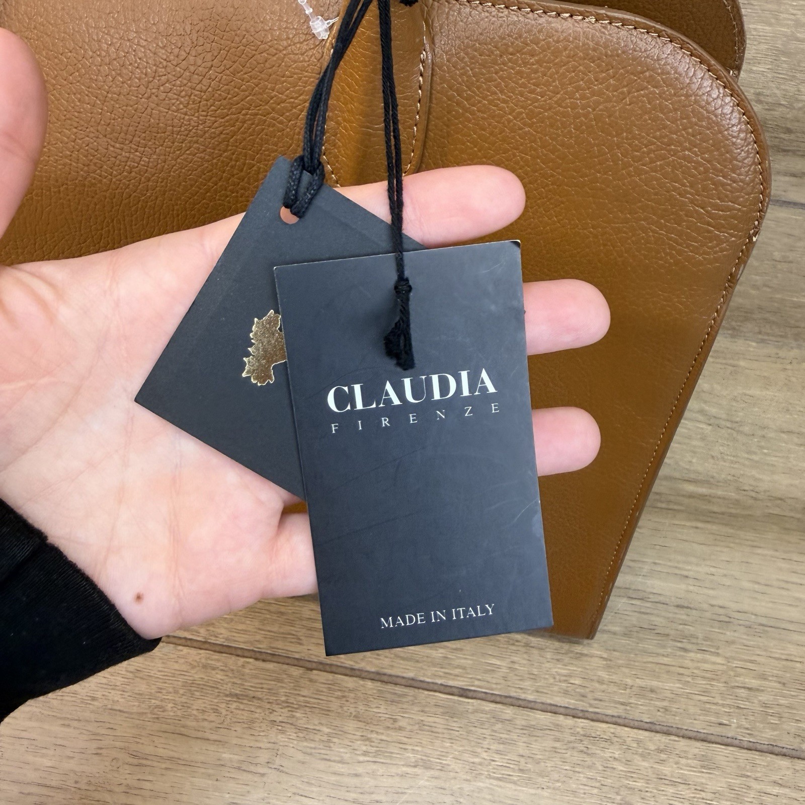 CLAUDIA FIRENZE Italian Genuine Pebbled Leather Camel Brown Satchel Shoulder Bag