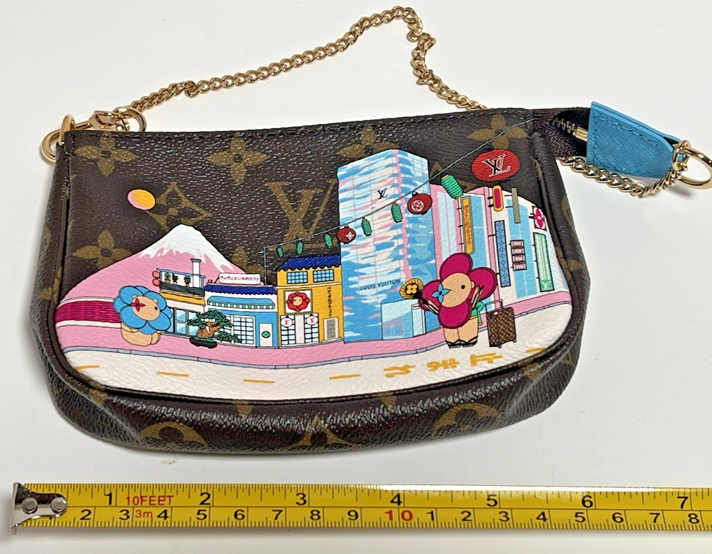 Louis Vuitton Mini Pochette Accessories Pouch Vivienne Tokyo Fuji New with Box