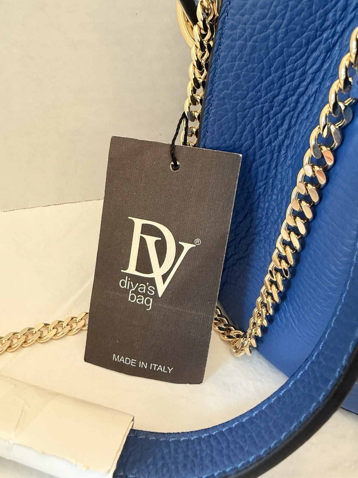 DV Diva’s Bag Classic Real Italian Leather Bucket Handbag Purse Blue NWT