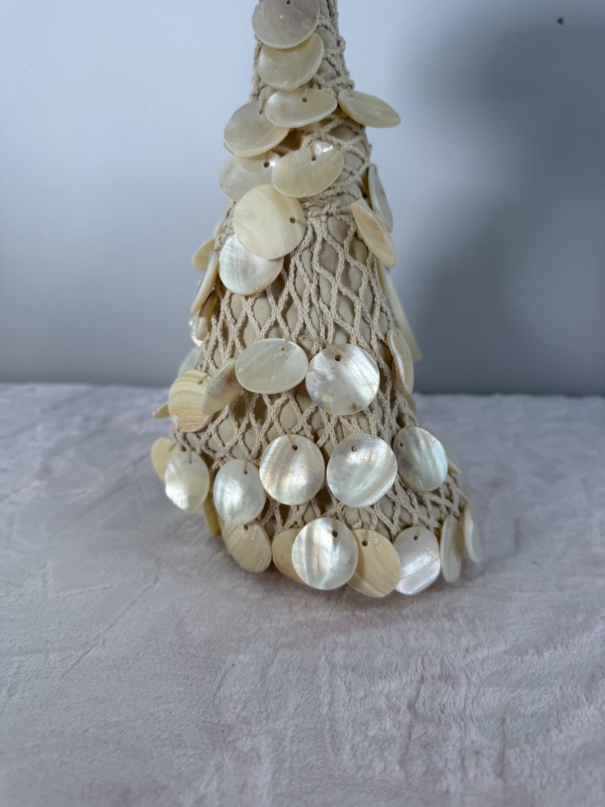 Saki Shell Embellished Macrame Shoulder Bag Cream