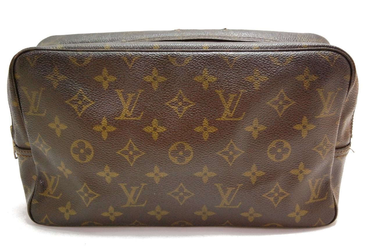 LOUIS VUITTON Monogram Canvas TROUSSE TOILETTE 28 BAG POUCH 832 0612a