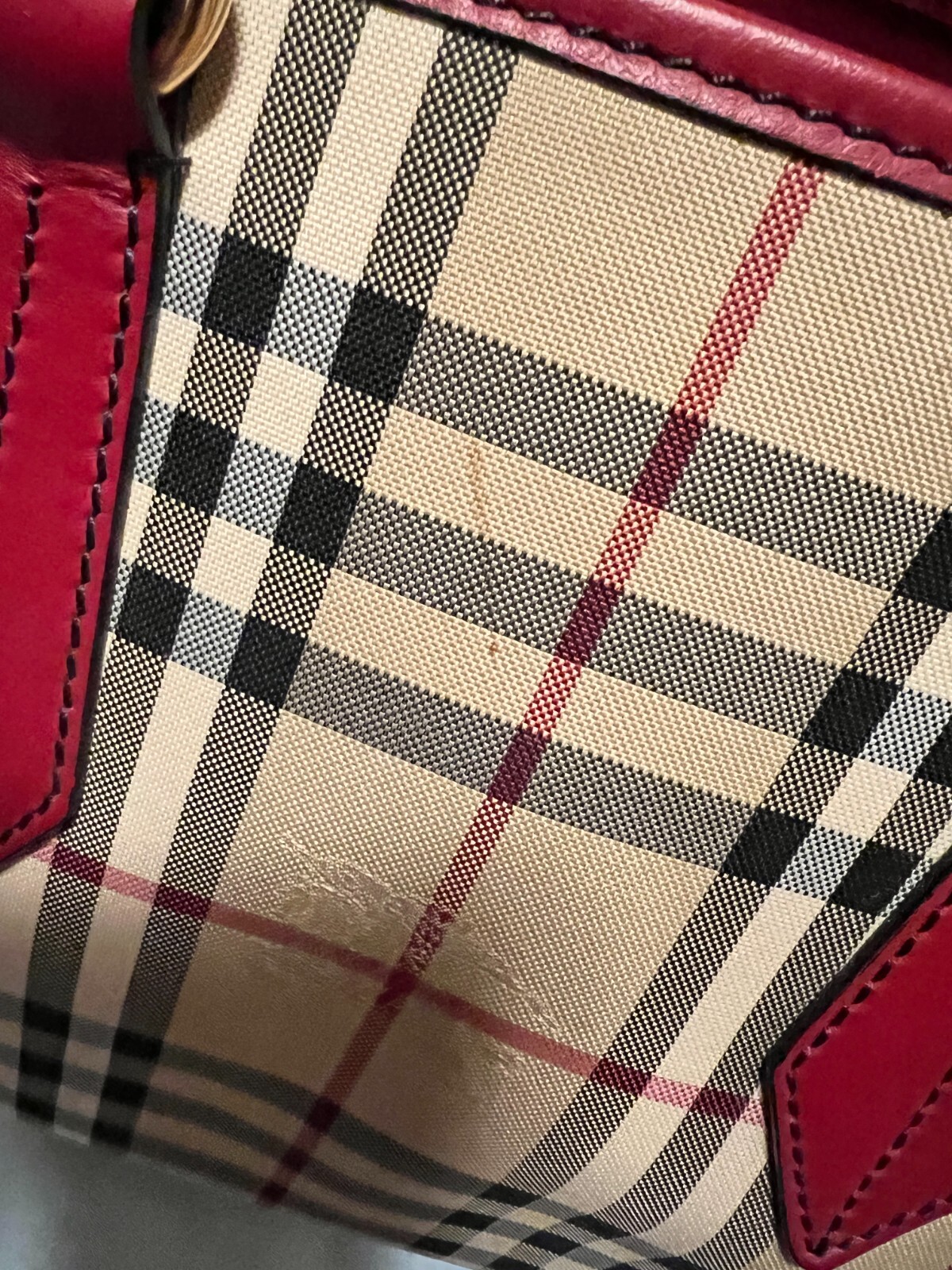 Burberry Horseferry Check Medium Ballingdon Tote Honey Parade Red