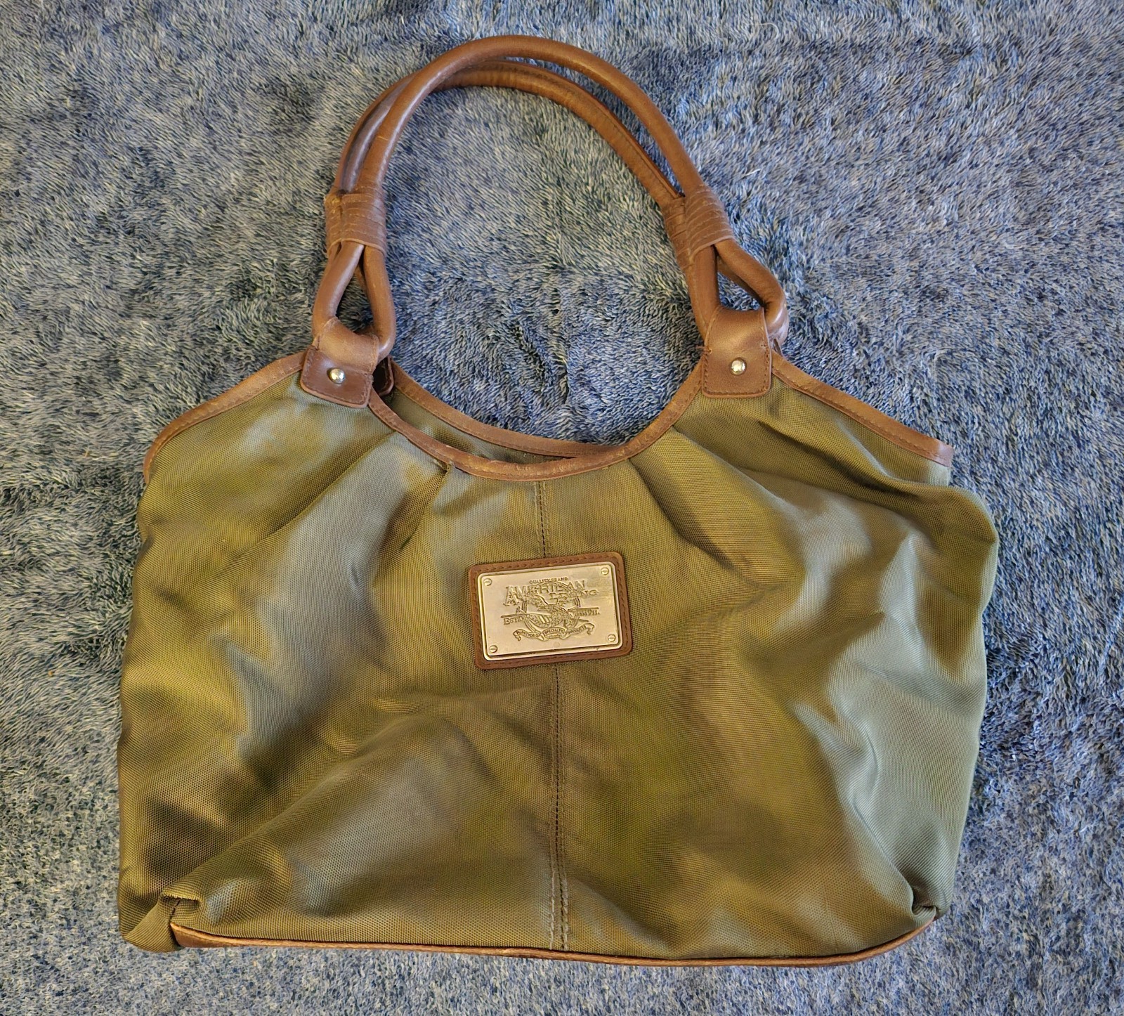 Bag/Purse by American Living. Multiple Compartments, Lined & Change purse