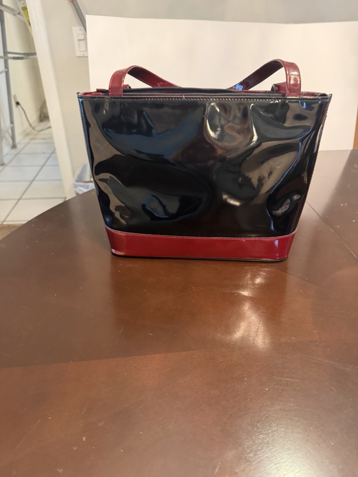 BLACK SHINY PATENT BAG WITH BURGUNDY TRIM AND STRAPS