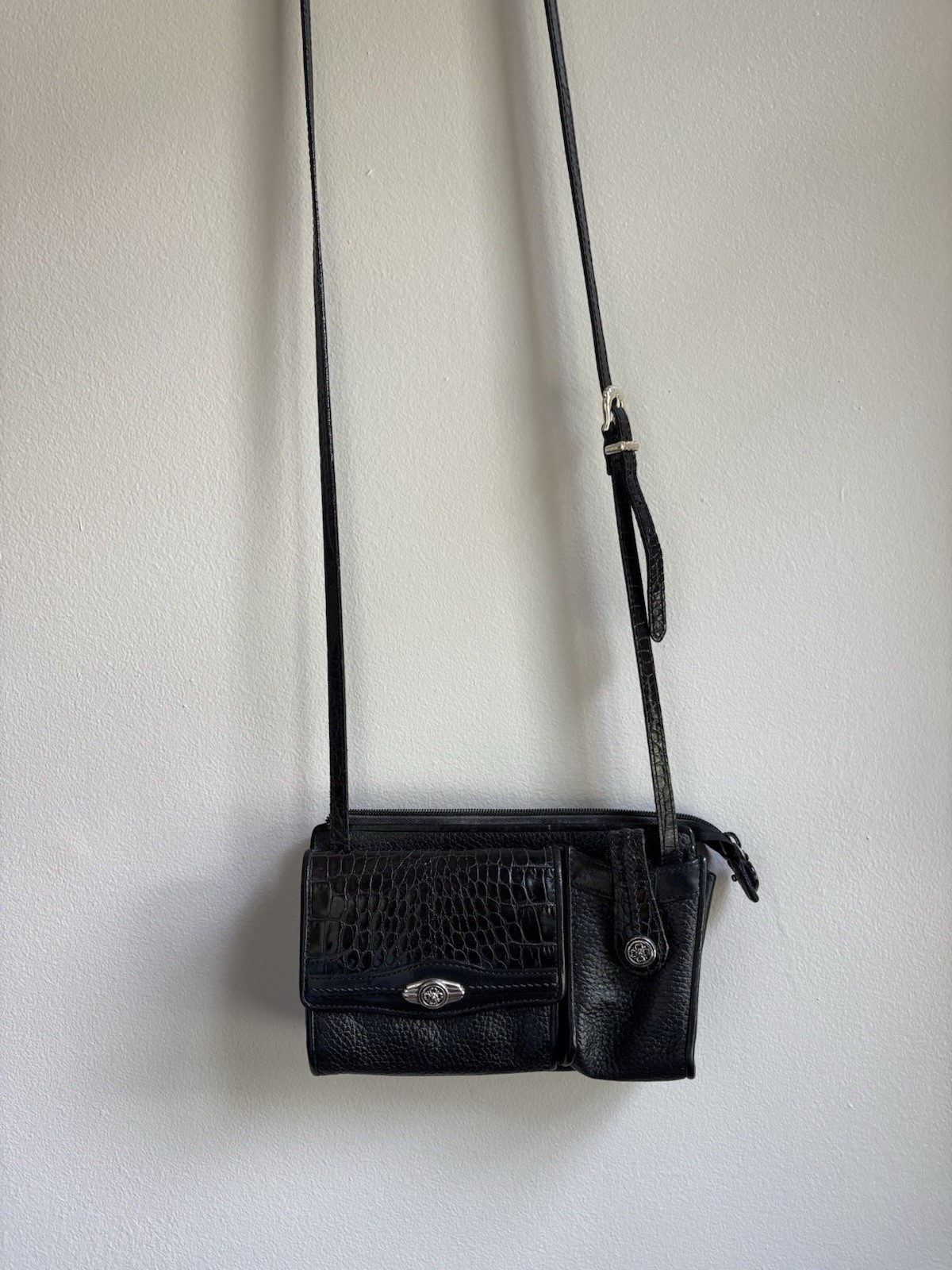 Brighton Black Brown Textured Leather Small Crossbody Bag Purse Wallet Organizer