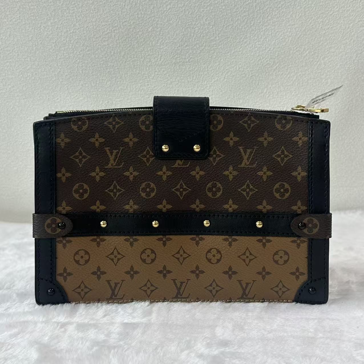 Auth Louis Vuitton Trunk Clutch Monogram Reverse Canvas Gold Crossbody Bag/