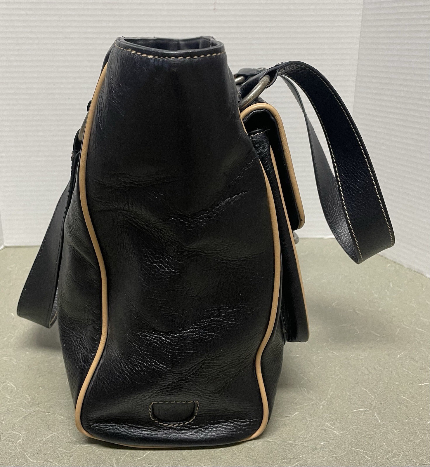Vtg Marc Jacobs Black Leather Contrast Piping Shoulder Handbag D Ring Buckle Y2K