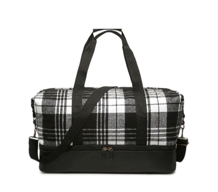 DSW Black And White Plaid Weekender Bag 💕 20”x10”x9”