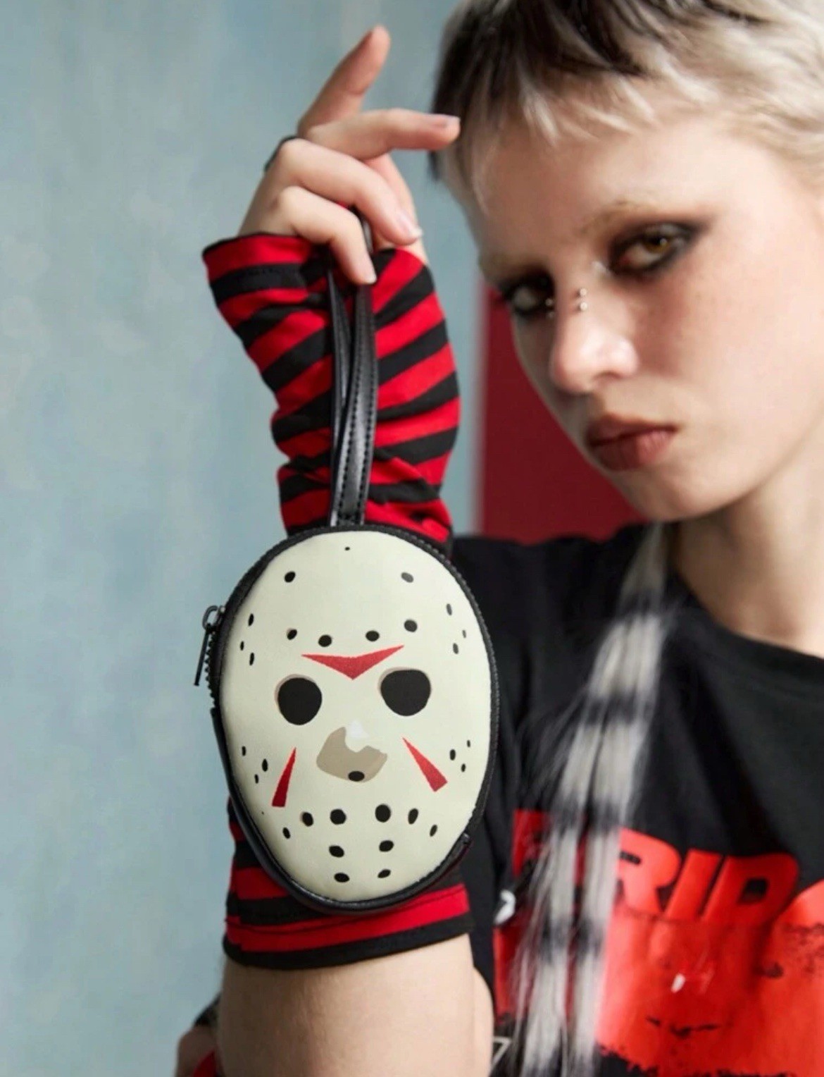 New FRIDAY THE 13th Wrist Coin Purse JASON VOORHEES Bag Handbag Keychain