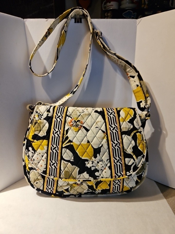 Vera Bradley Dogwood Clare Crossbody Shoulder Bag Yellow Black Floral, Ex. Cond