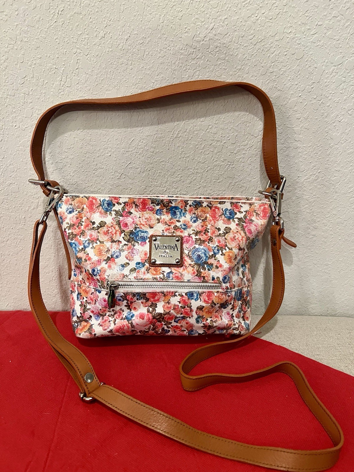 Valentina Italia Leather Floral Crossbody Purse With Shoulder Strap EUC