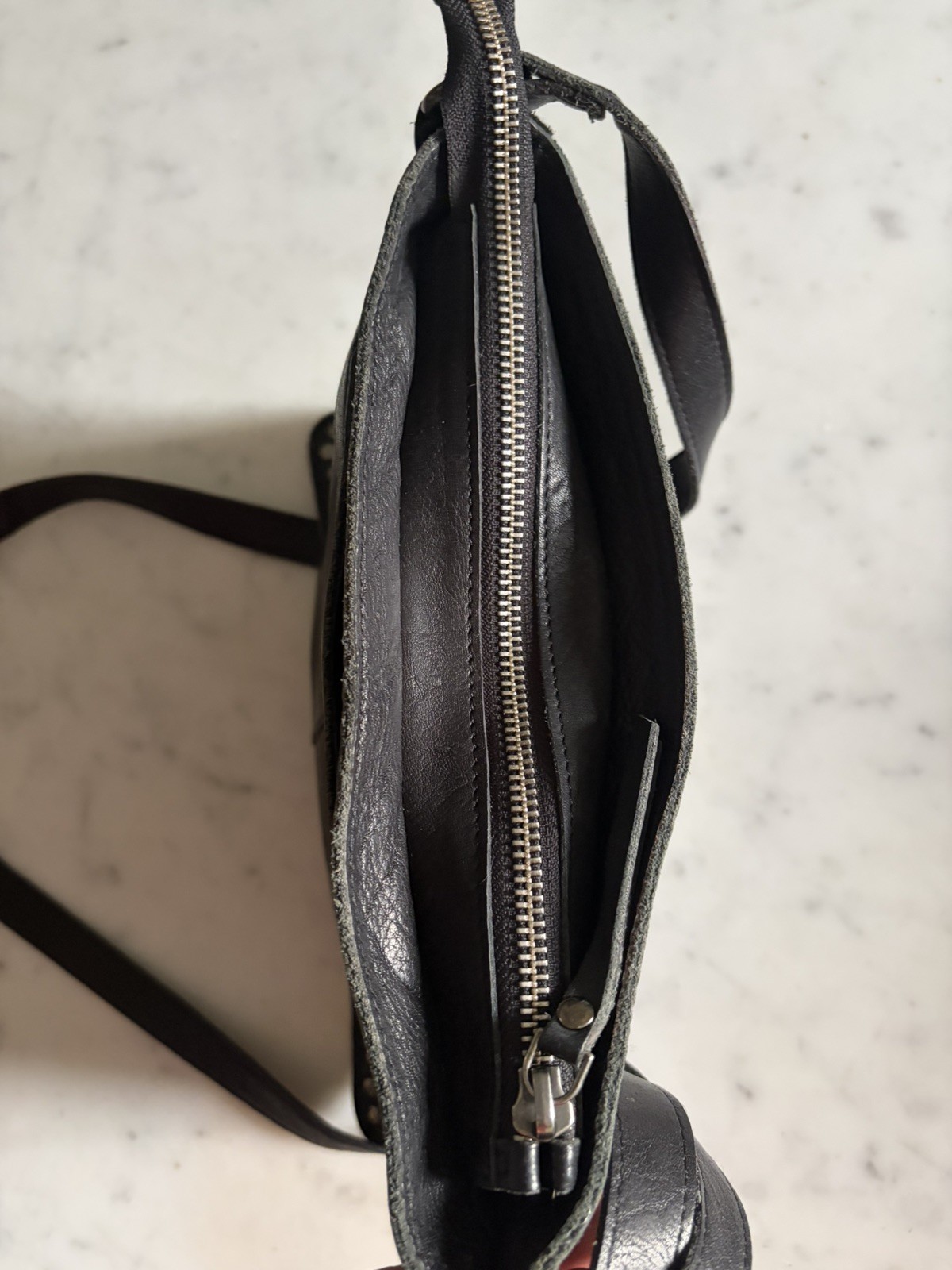 Latico Leathers Gabriel Studded Crossbody Leather shoulder Bag Purse Black Slim