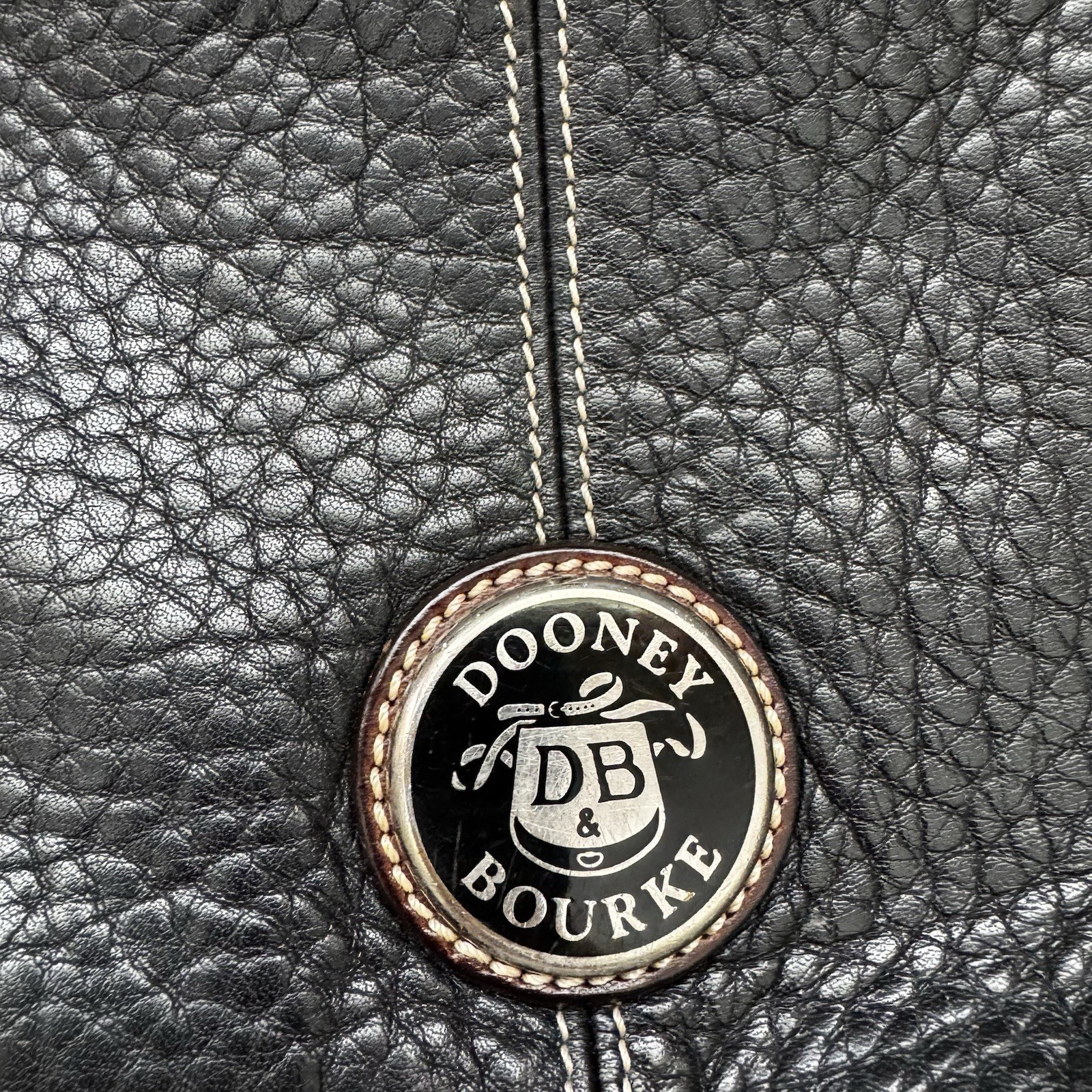 Vintage Dooney & Bourke Black Pebble Brown Flat Leather Hobo Shoulder Bag Y2K
