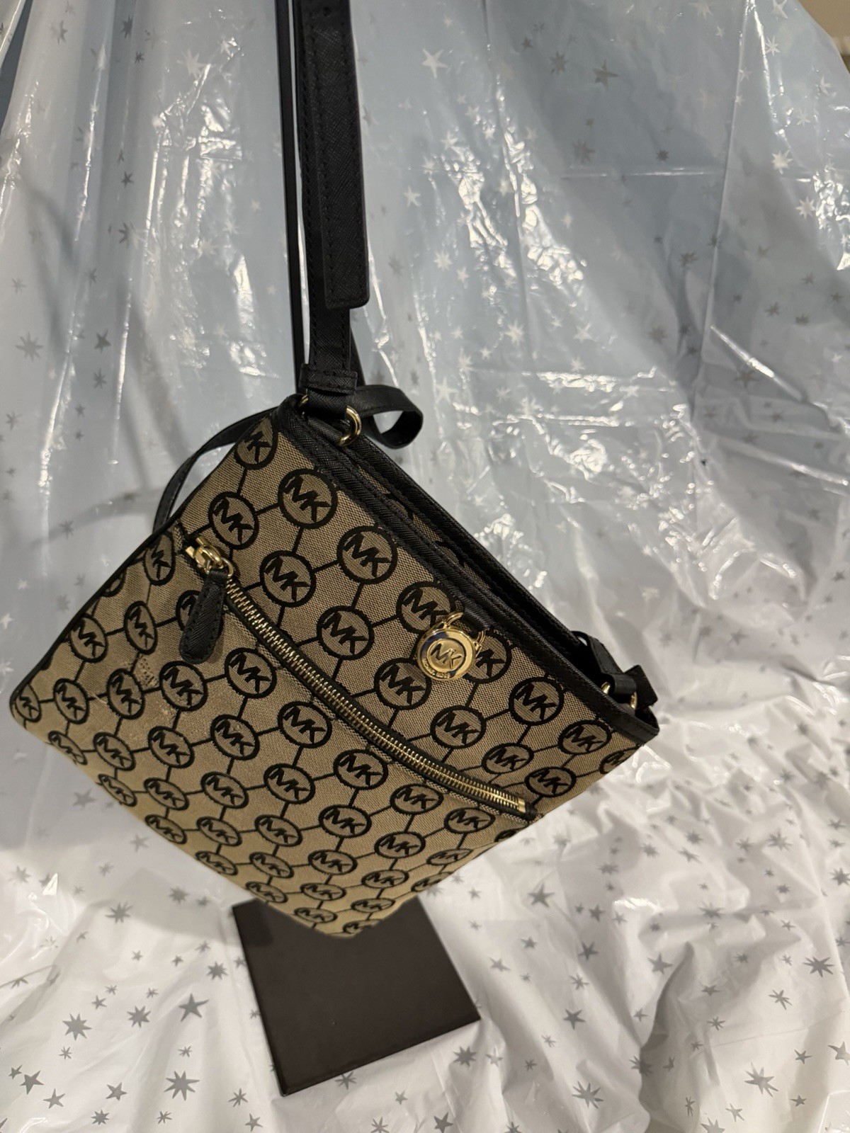 Michael Kors Beige/Black Logo Monogram Crossbody Bag Gold Hardware Zip, Med