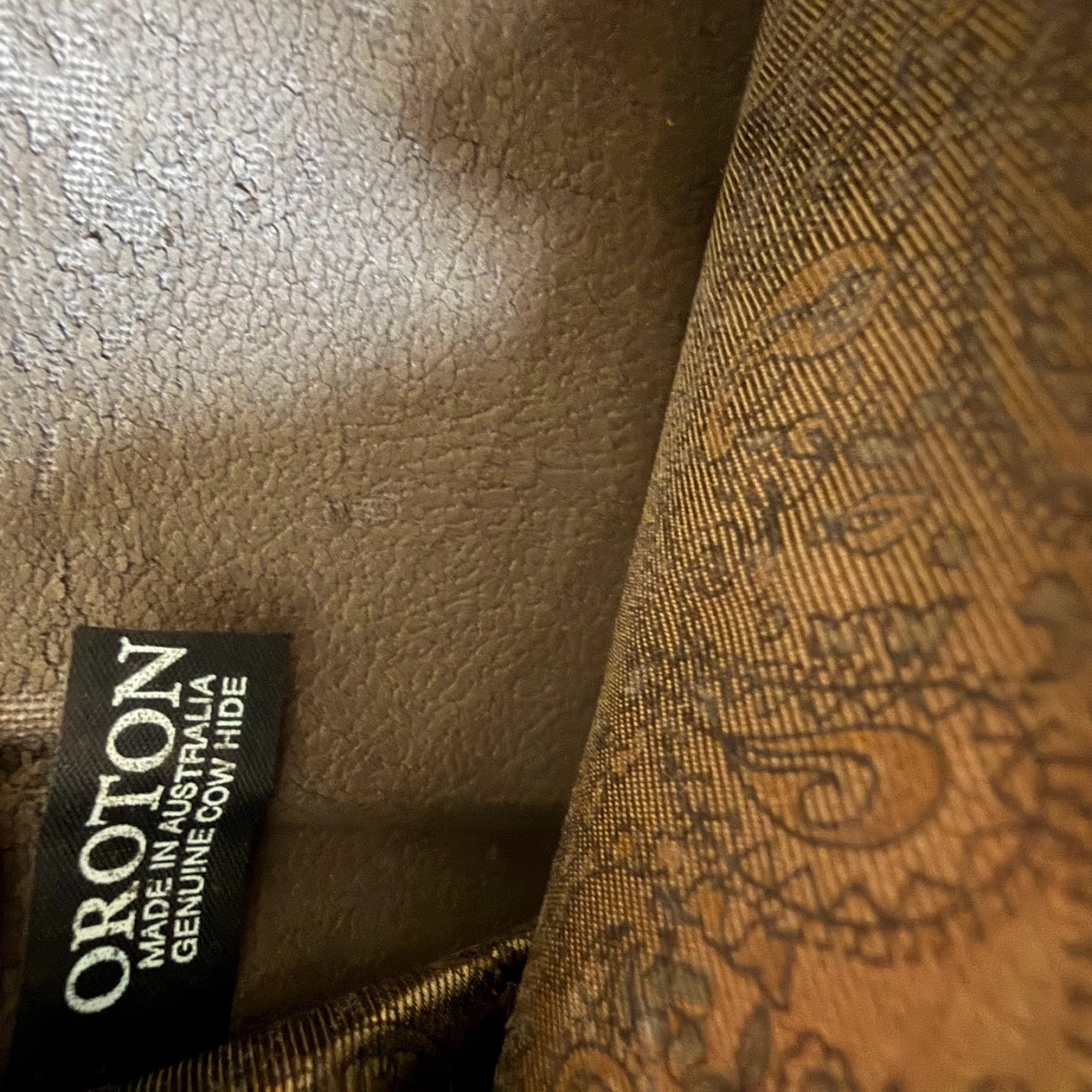 Oroton Vintage Brown Cowhide Leather Bifold Wallet Classic Designer Unisex