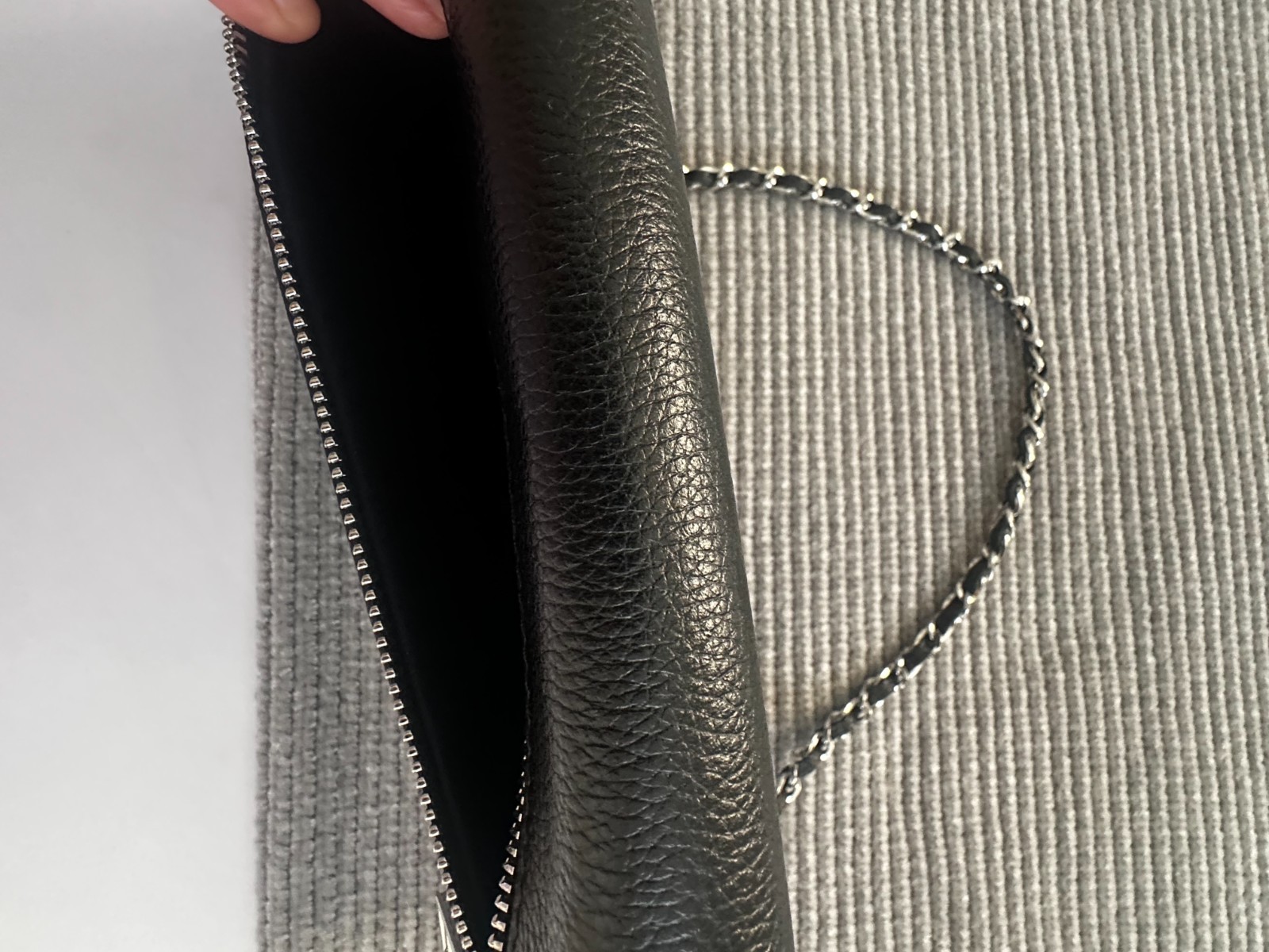 Zadig & Voltaire Rock Leather Shoulder Bag – Medium Black with silver accents