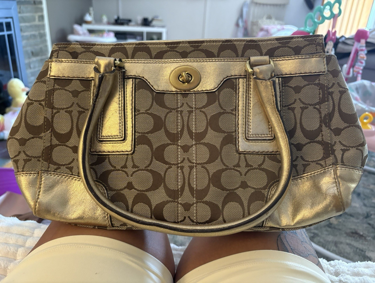 Coach Brown Signature Logo Satchel Top Handle Turn Lock Zip Lined Gold HW