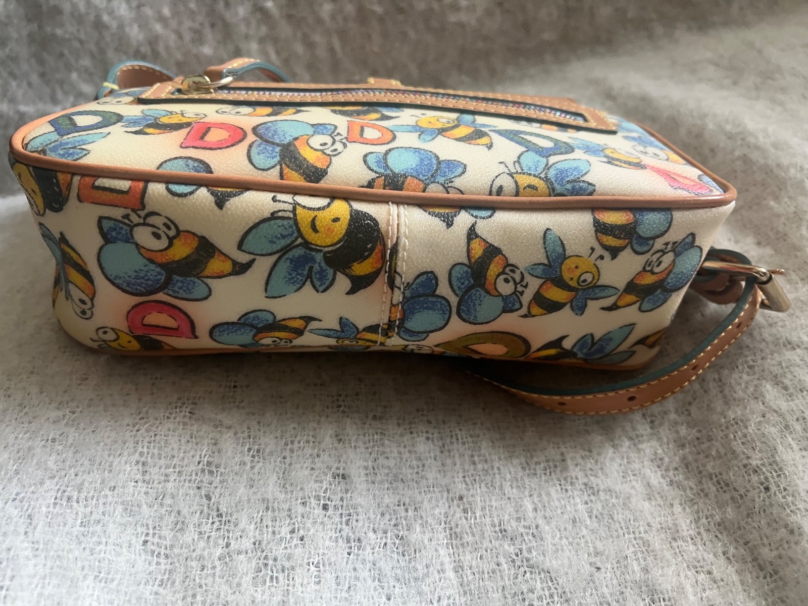 Rare Dooney & Bourke Bumble Bee Mini East West Flap Bag 2006 IT Collection NWT