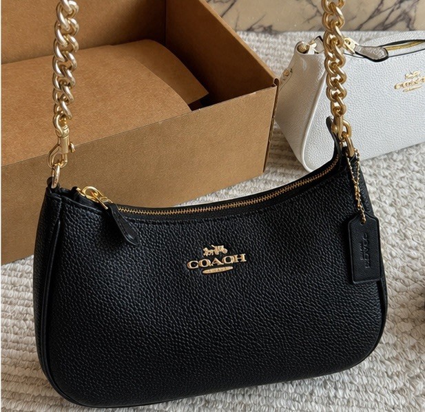 Coach Black Crescent Shoulder Bag Zip Top Gold Chain Strap Logo Bag Charm