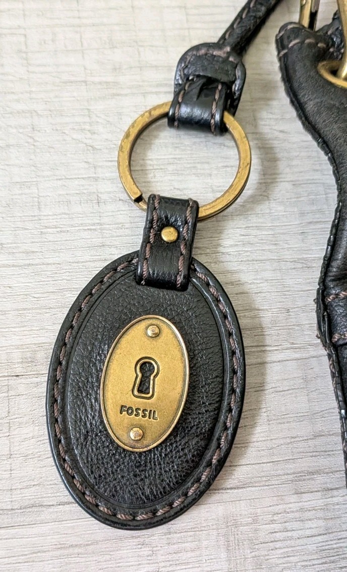 Fossil Genuine Leather Bag Maddox Crossbody Shoulder Purse Black w/ Charm