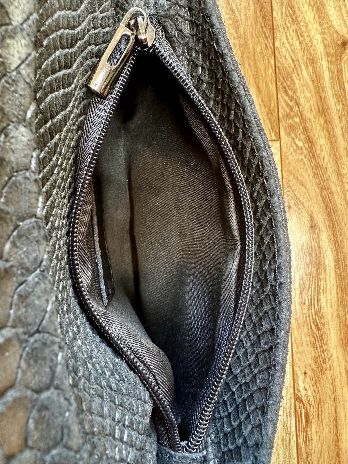 Italian Leather Python Embossed Chain Crossbody Clutch Black Made in Italy Purse