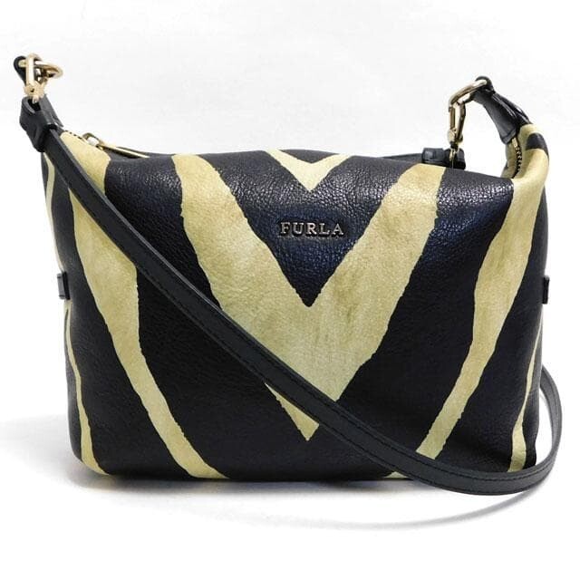 Furla Black Leather Crossbody Shoulder Bag Gold Hardware Ladies 26cm x 16cm