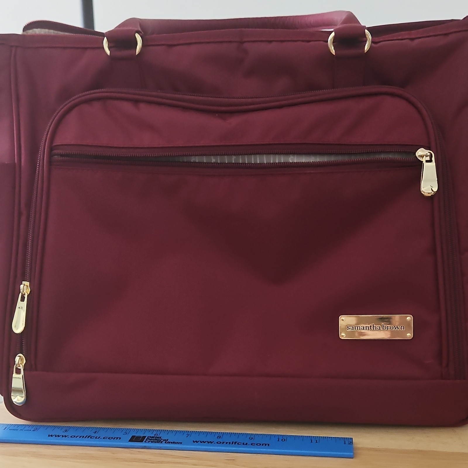 Samantha Brown Burgundy Tote Bag Gold Hardware Detachable Strap Multiple Pockets