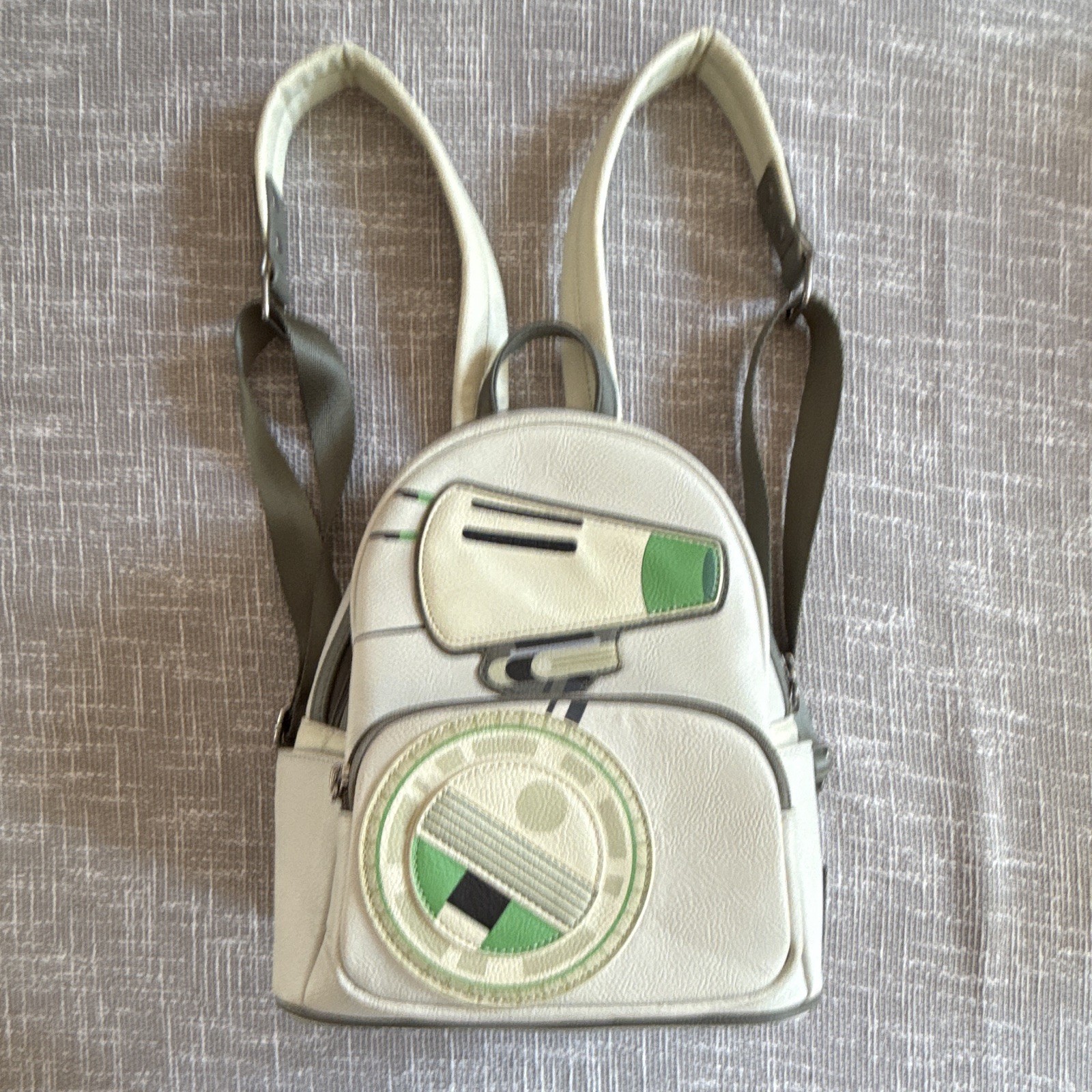 Loungefly Star Wars R2-D2 Mini Backpack Colorblock White Green Gray Adjustable